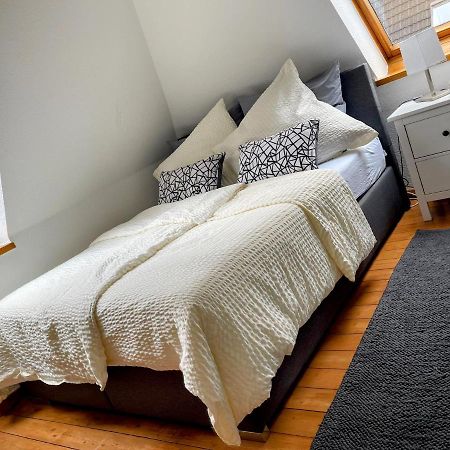 *To Hus* Wohnung Am Rande Von 积发 外观 照片