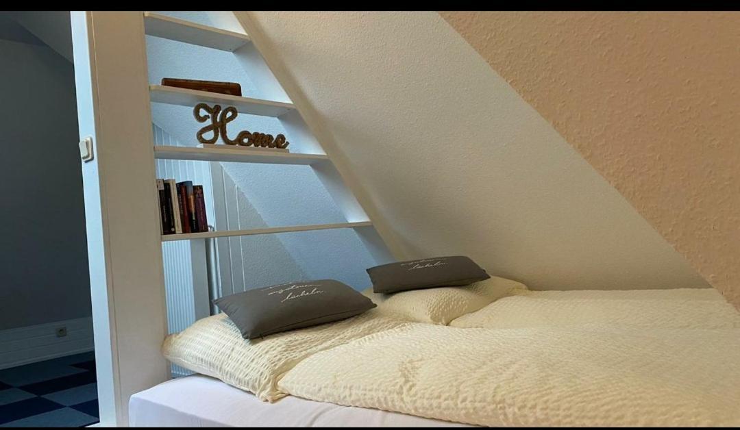 *To Hus* Wohnung Am Rande Von 积发 外观 照片